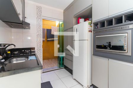 Casa de condomínio à venda com 46m², 2 quartos e 1 vaga Casa de condomínio à venda com 46m², 2 quartos e 1 vagaCozinha