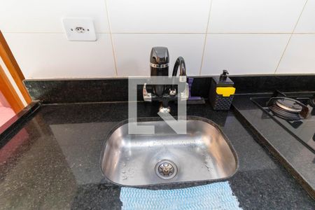 Casa de condomínio à venda com 46m², 2 quartos e 1 vaga Casa de condomínio à venda com 46m², 2 quartos e 1 vagaCozinha - Torneira