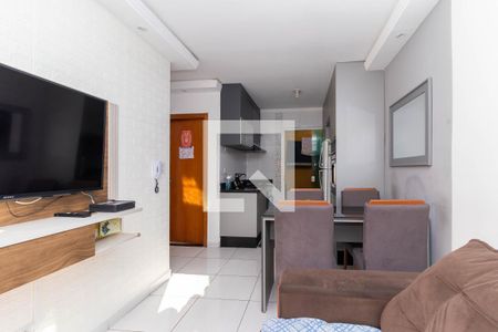 Sala de casa de condomínio para alugar com 2 quartos, 46m² em Parada Xv de Novembro, São Paulo