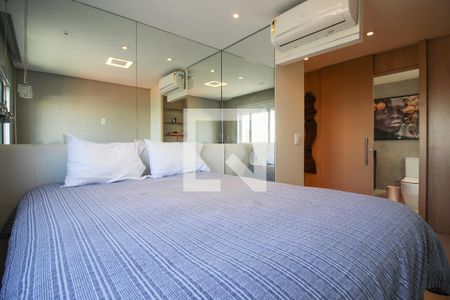 Suíte  de apartamento à venda com 2 quartos, 74m² em Vila Clementino, São Paulo