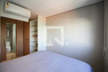 Suíte  de apartamento à venda com 2 quartos, 74m² em Vila Clementino, São Paulo