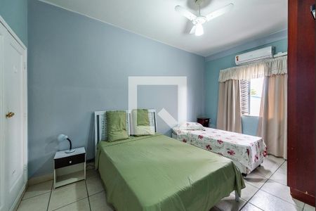 Quarto 1 de apartamento para alugar com 2 quartos, 96m² em Aparecida, Santos