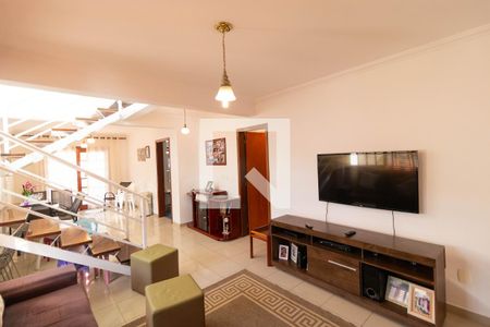 Salas de casa para alugar com 3 quartos, 185m² em Nova Campinas, Campinas