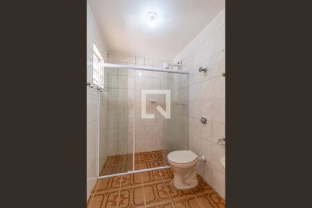 Banheiro de casa para alugar com 1 quarto, 40m² em Km 18, Osasco
