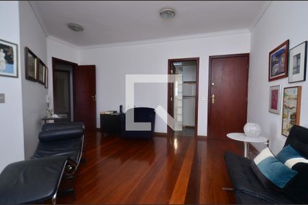 Sala de estar de apartamento à venda com 3 quartos, 80m² em Funcionários, Belo Horizonte
