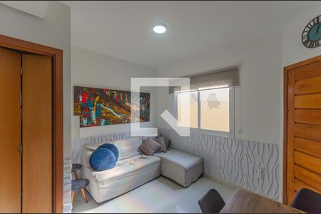 Sala de casa de condomínio para alugar com 2 quartos, 270m² em Nonoai, Porto Alegre
