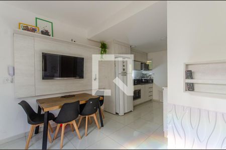 Sala de casa de condomínio para alugar com 2 quartos, 130m² em Nonoai, Porto Alegre