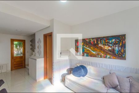 Sala de casa de condomínio para alugar com 2 quartos, 130m² em Nonoai, Porto Alegre