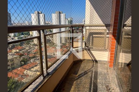 Sacada da Sala de apartamento à venda com 3 quartos, 130m² em Vila Sao Vicente, São Paulo