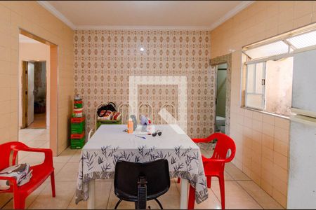 Sala 2 de casa à venda com 3 quartos, 120m² em Vila Ermelinda, Belo Horizonte