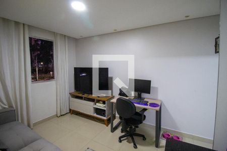 Sala de apartamento à venda com 2 quartos, 40m² em Colônia (zona Leste), São Paulo