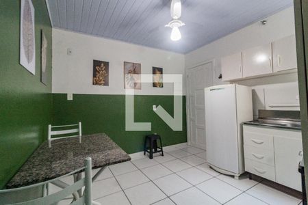 Sala/Cozinha de kitnet/studio para alugar com 1 quarto, 34m² em Ipiranga, São José