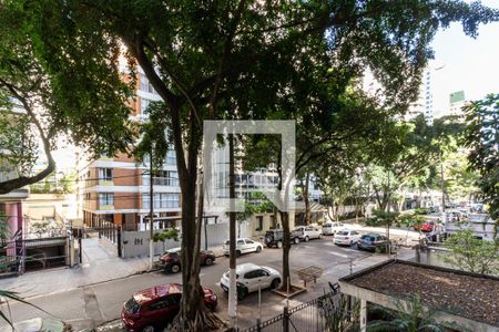 Varanda - Vista de apartamento para alugar com 3 quartos, 174m² em Higienópolis, São Paulo
