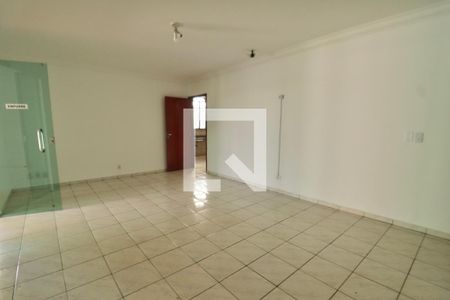 Sala de casa para alugar com 5 quartos, 250m² em Setor Marista, Goiânia
