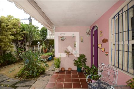 Varanda  da Sala de casa para alugar com 3 quartos, 350m² em Jardim Sulacap, Rio de Janeiro