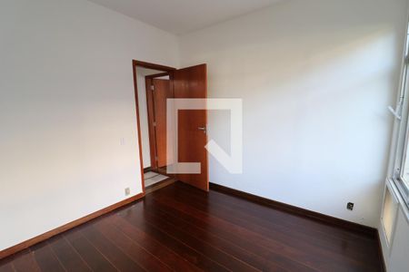 Quarto 1 de apartamento para alugar com 2 quartos, 80m² em Jardim Guanabara, Rio de Janeiro