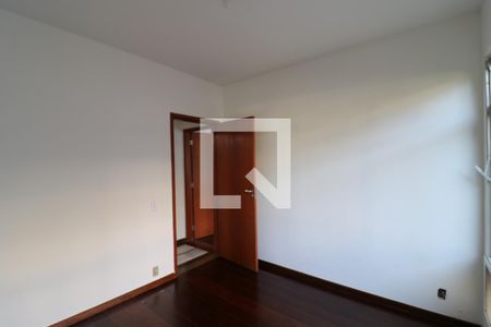 Quarto 1 de apartamento para alugar com 2 quartos, 80m² em Jardim Guanabara, Rio de Janeiro