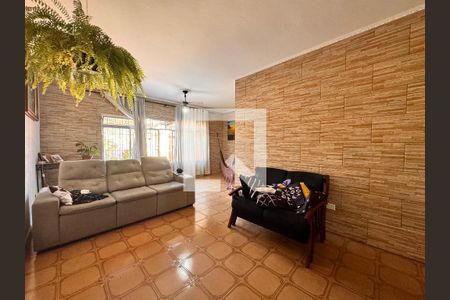 Sala de casa à venda com 4 quartos, 400m² em Vila Vitória, Santo André