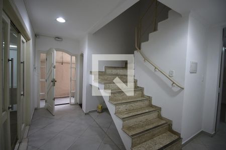 Escada de casa à venda com 3 quartos, 300m² em Tatuapé, São Paulo