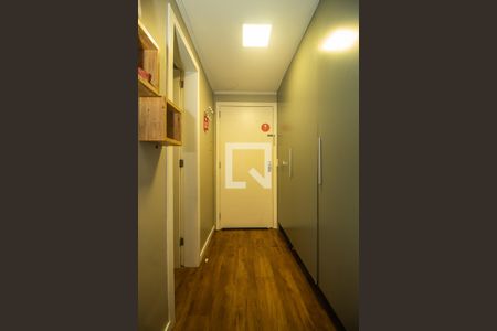 Entrada de kitnet/studio para alugar com 1 quarto, 28m² em Centro Histórico, Porto Alegre