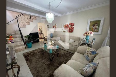 Sala de casa à venda com 4 quartos, 170m² em Vila Butantã, São Paulo