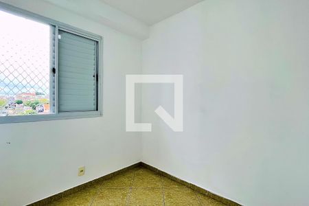 Quarto 1 de apartamento à venda com 2 quartos, 44m² em Jardim Cocaia, Guarulhos