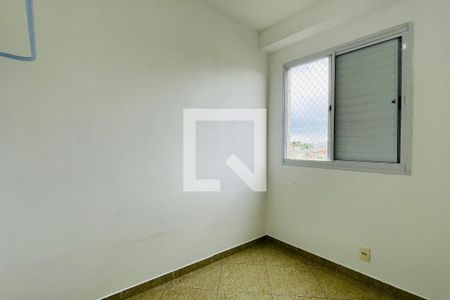 Quarto 1 de apartamento para alugar com 2 quartos, 44m² em Jardim Cocaia, Guarulhos
