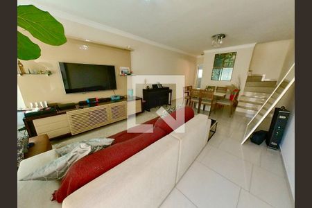 Sala de casa à venda com 3 quartos, 570m² em Moinho Velho, São Paulo