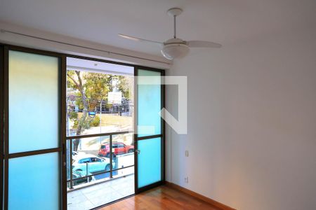 Quarto de apartamento à venda com 2 quartos, 72m² em Serra, Belo Horizonte