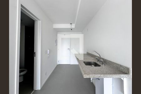 Cozinha de kitnet/studio à venda com 0 quarto, 33m² em Vila Cordeiro, São Paulo