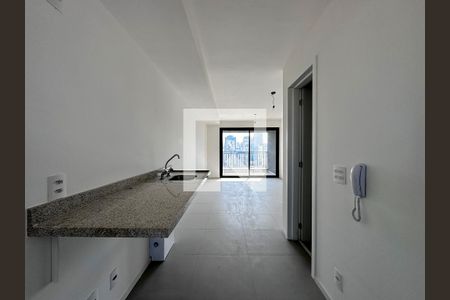 Cozinha de kitnet/studio à venda com 0 quarto, 33m² em Vila Cordeiro, São Paulo