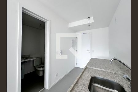 Cozinha de kitnet/studio à venda com 0 quarto, 33m² em Vila Cordeiro, São Paulo