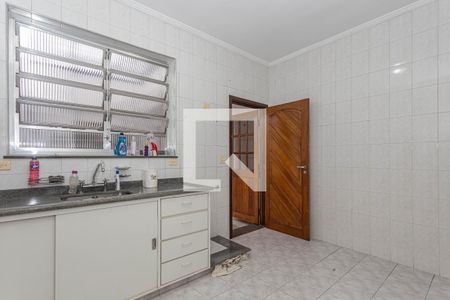 Cozinha de casa à venda com 2 quartos, 250m² em Vila Santo Estéfano, São Paulo