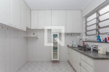 Cozinha de casa à venda com 2 quartos, 250m² em Vila Santo Estéfano, São Paulo