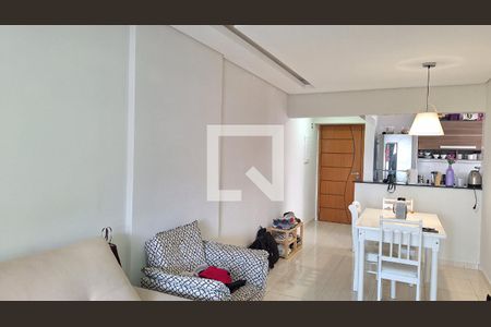 Sala de apartamento para alugar com 2 quartos, 73m² em Canto do Forte, Praia Grande