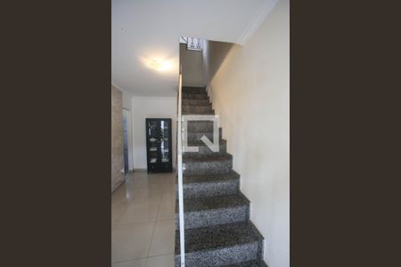 Escada de casa de condomínio à venda com 5 quartos, 330m² em Taquara, Rio de Janeiro