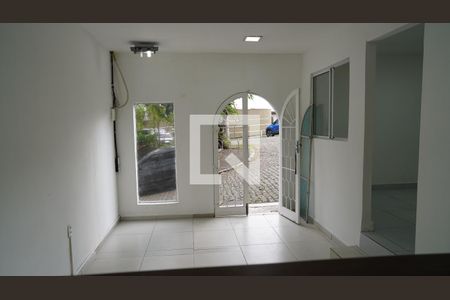 Sala de casa para alugar com 2 quartos, 60m² em Pechincha, Rio de Janeiro
