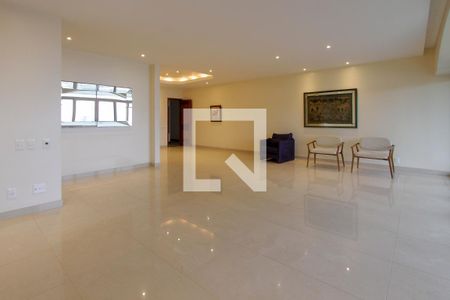 Sala de apartamento à venda com 4 quartos, 225m² em Barra da Tijuca, Rio de Janeiro