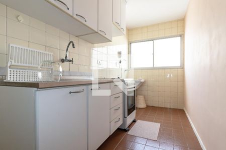 Cozinha de kitnet/studio à venda com 1 quarto, 34m² em Indianópolis, São Paulo