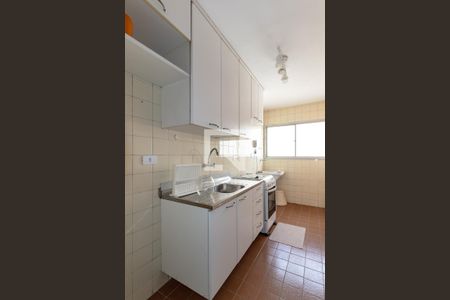 Cozinha de kitnet/studio para alugar com 1 quarto, 34m² em Indianópolis, São Paulo