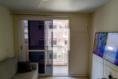 sala de apartamento para alugar com 3 quartos, 88m² em Pechincha, Rio de Janeiro