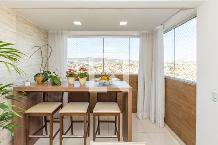 Varanda Sala 1  de apartamento para alugar com 2 quartos, 77m² em Havaí, Belo Horizonte