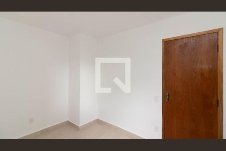 Quarto 1 de apartamento para alugar com 2 quartos, 38m² em Vila Londrina, São Paulo