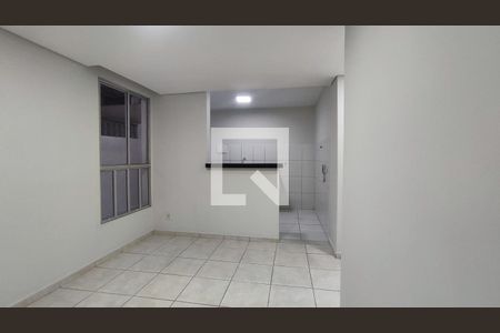 Sala de apartamento para alugar com 2 quartos, 52m² em Distrito Indutrial Doutor Helio Pentagna Guimarães, Contagem