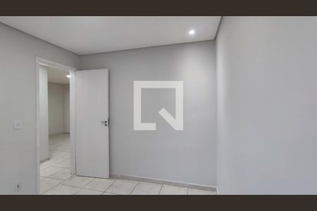 Quarto 2 de apartamento para alugar com 2 quartos, 52m² em Distrito Indutrial Doutor Helio Pentagna Guimarães, Contagem