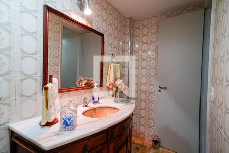 Apartamento à venda com 85m², 3 quartos e 1 vaga Apartamento à venda com 85m², 3 quartos e 1 vagaBanheiro