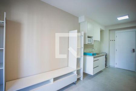 Sala / Cozinha de apartamento para alugar com 1 quarto, 38m² em Vila Clementino, São Paulo