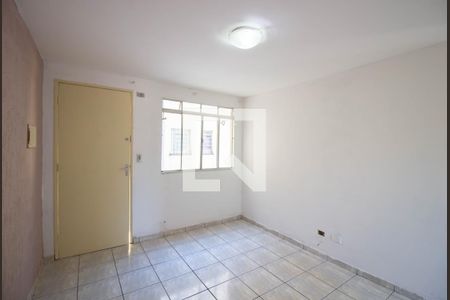 Sala de apartamento para alugar com 2 quartos, 48m² em Parque Santa Rita, São Paulo