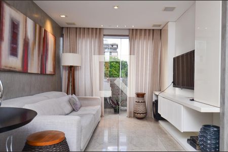 Sala de estar de apartamento para alugar com 3 quartos, 130m² em Santa Efigênia, Belo Horizonte