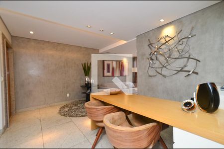 Sala de estar/ ambientes de apartamento para alugar com 4 quartos, 130m² em Santa Efigênia, Belo Horizonte